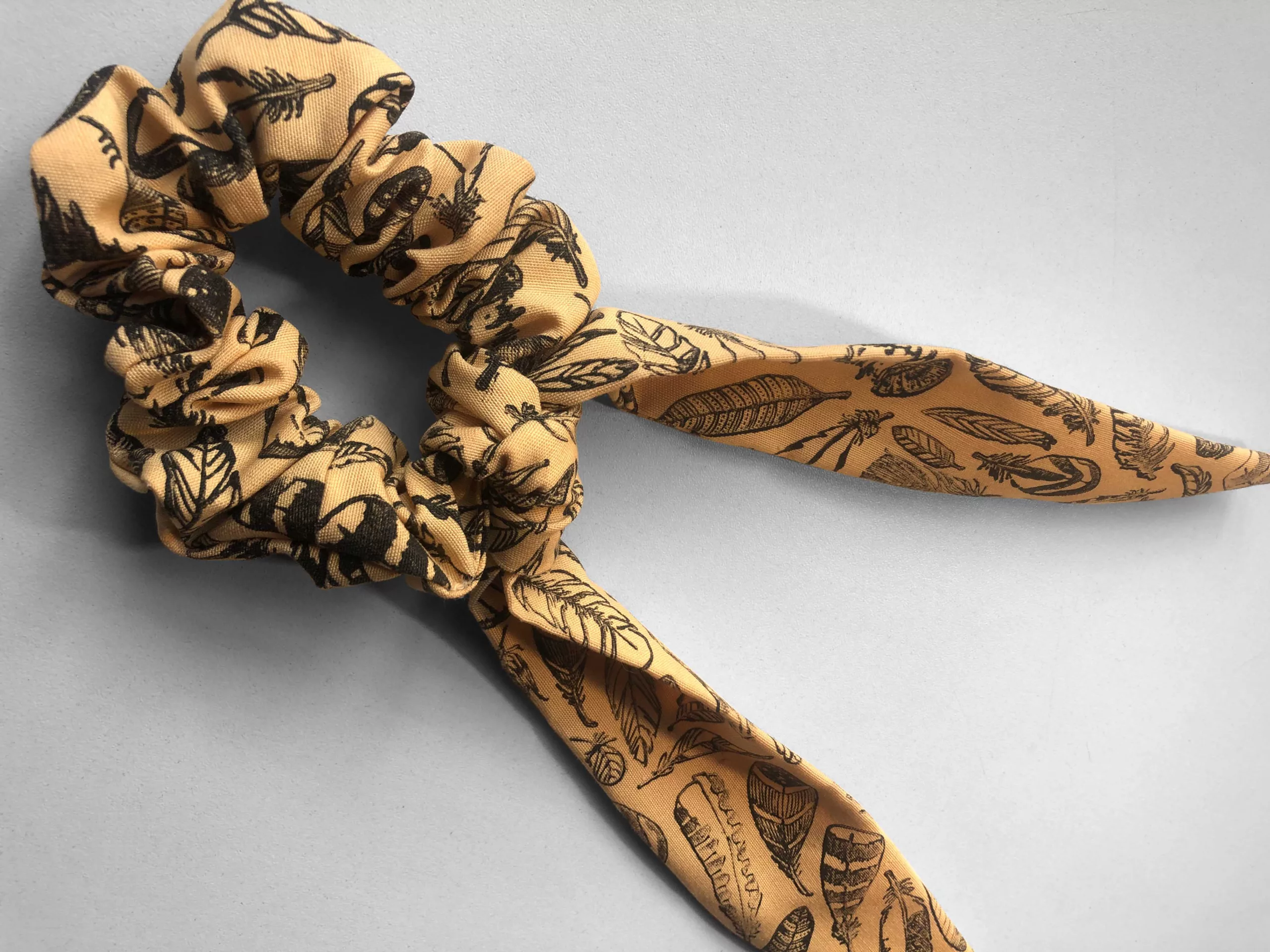 Chouchou motif plumes