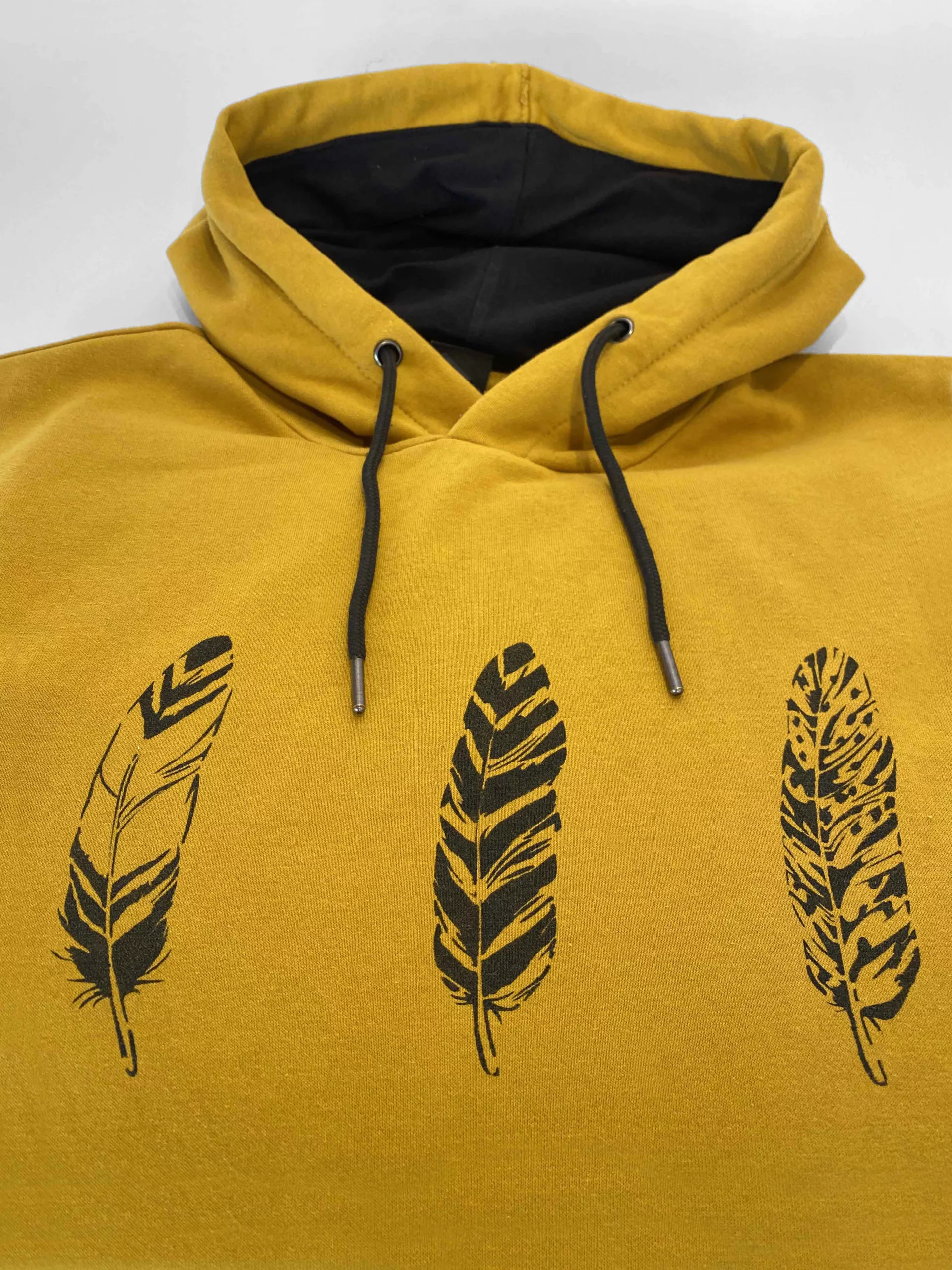 Sweat 2 motif plumes